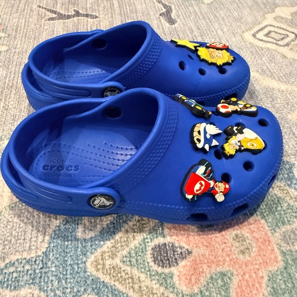 CROCS Kids Vibrant Blue Sandals with Mario And Kirby Jibbits $28 - Picture 2 of 6